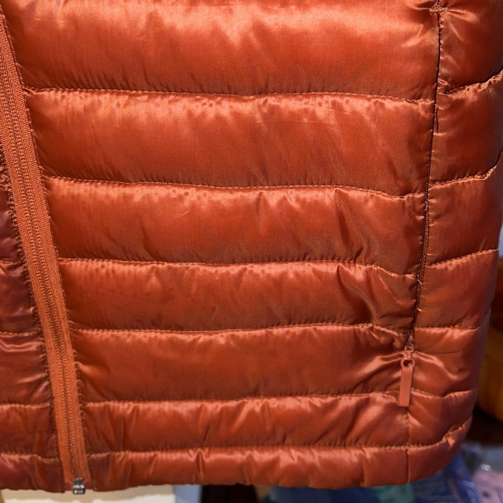 Ultimate Terrain Puffer Lightweight Jacket Burnt … - image 5